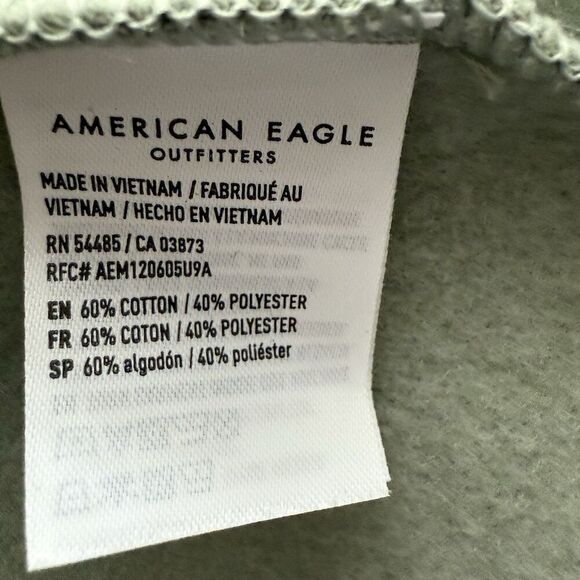 American Eagle Animal Print Fleece Pullover XL Sage Green Long Sleeves Cozy - Picture 13 of 15